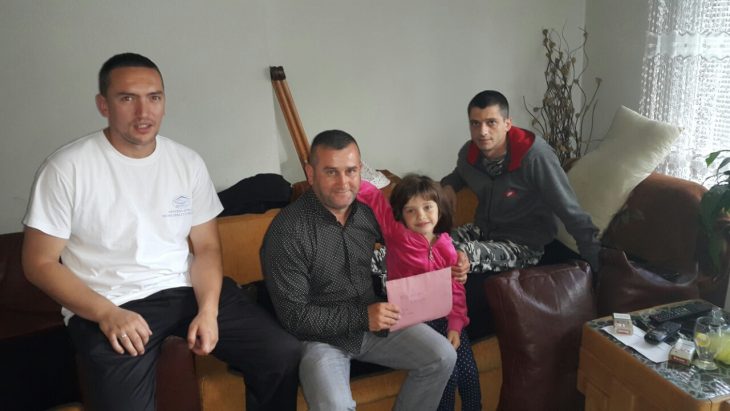 Linda i Merhamet Sjenica pomogli Amelu Sipcaninu i cerkici - Sjenica - Novi Pazar - Jul 2016